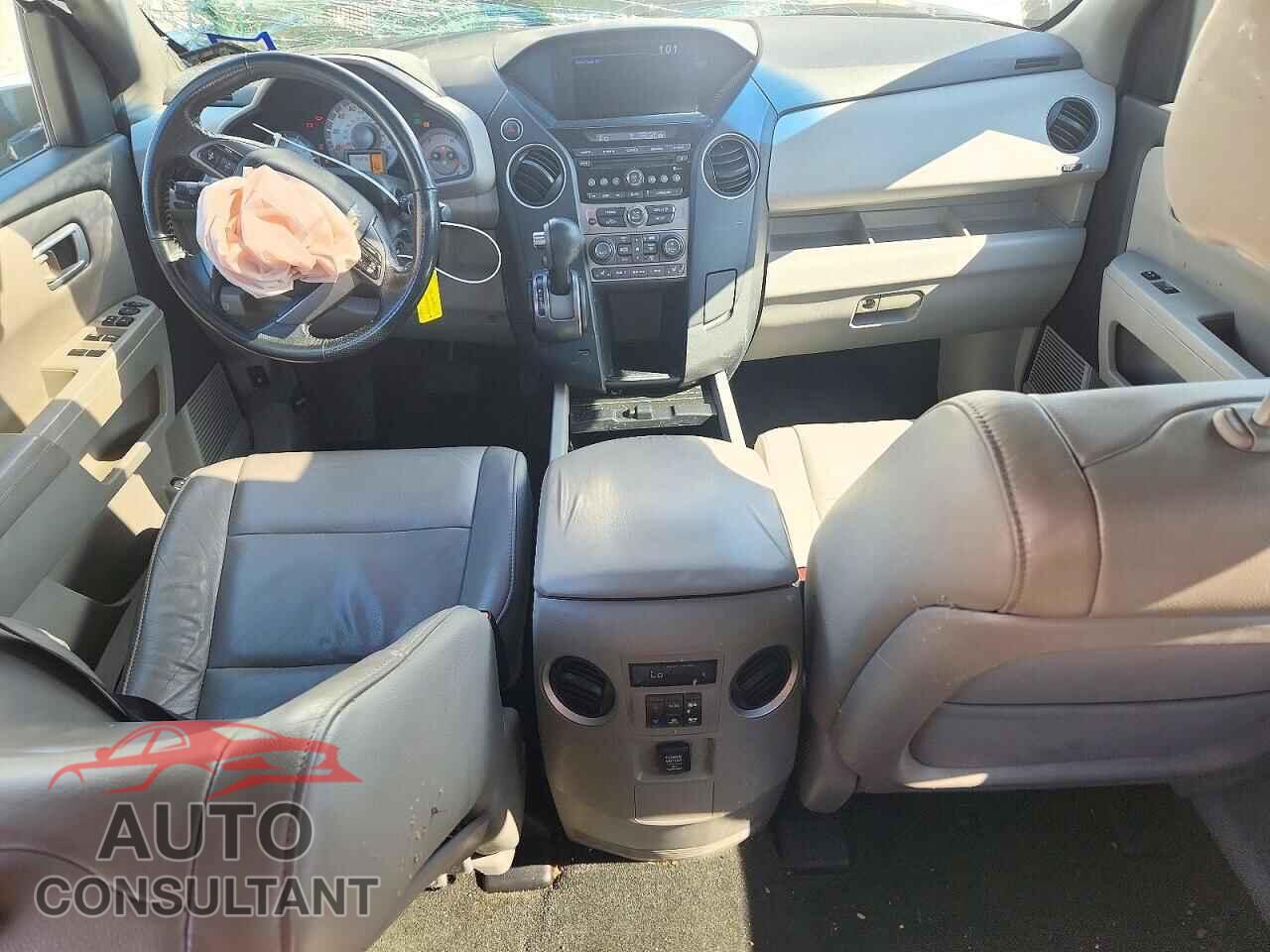 HONDA PILOT 2014 - 5FNYF3H58EB028608
