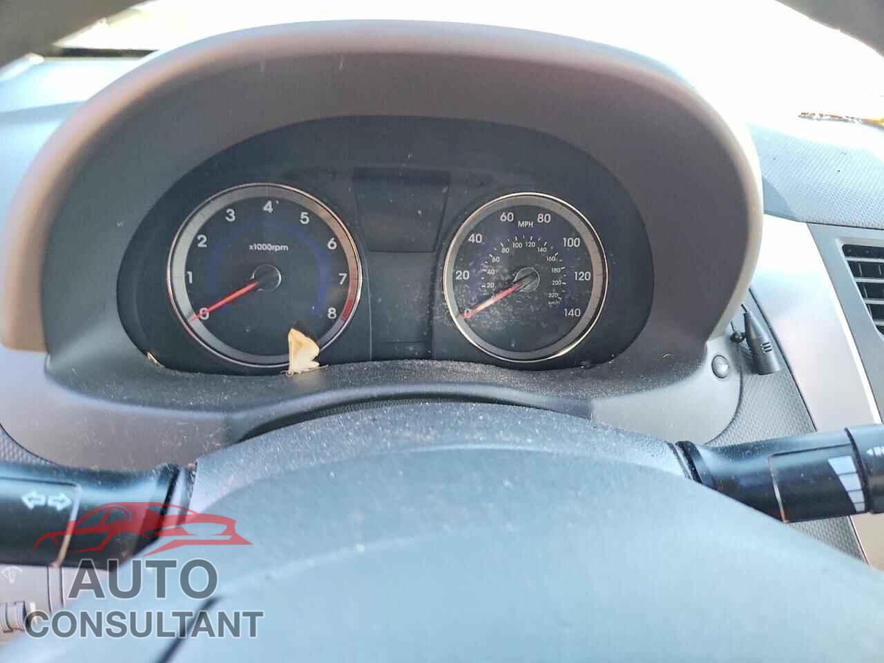 HYUNDAI ACCENT 2013 - KMHCT4AEXDU459875