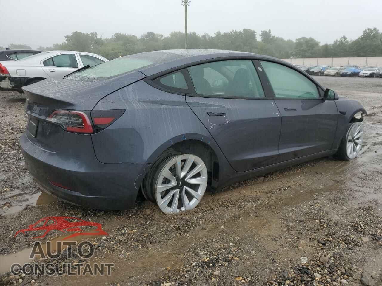 TESLA MODEL 3 2023 - 5YJ3E1EA5PF484765
