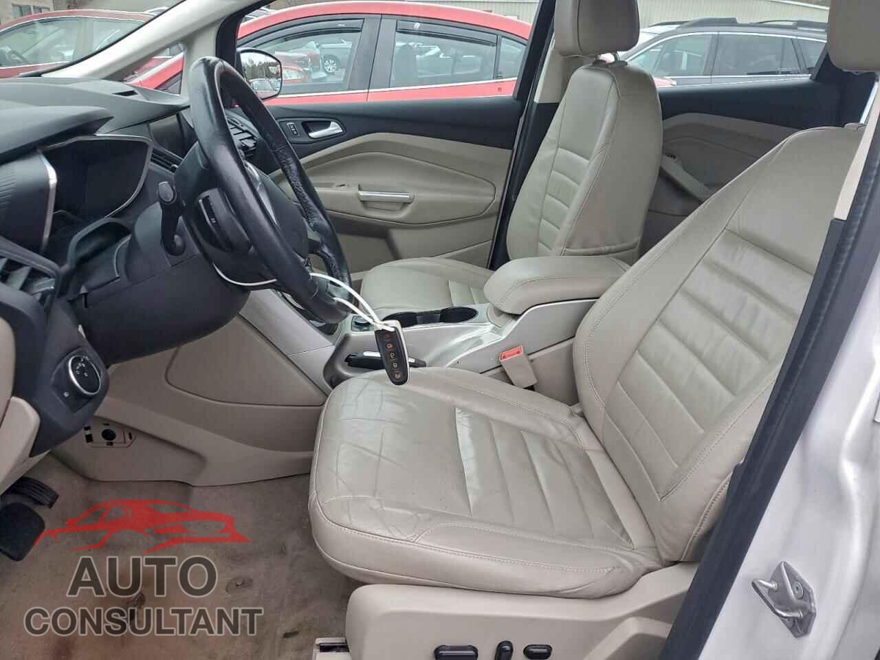 FORD CMAX 2015 - 1FADP5CU2FL119111
