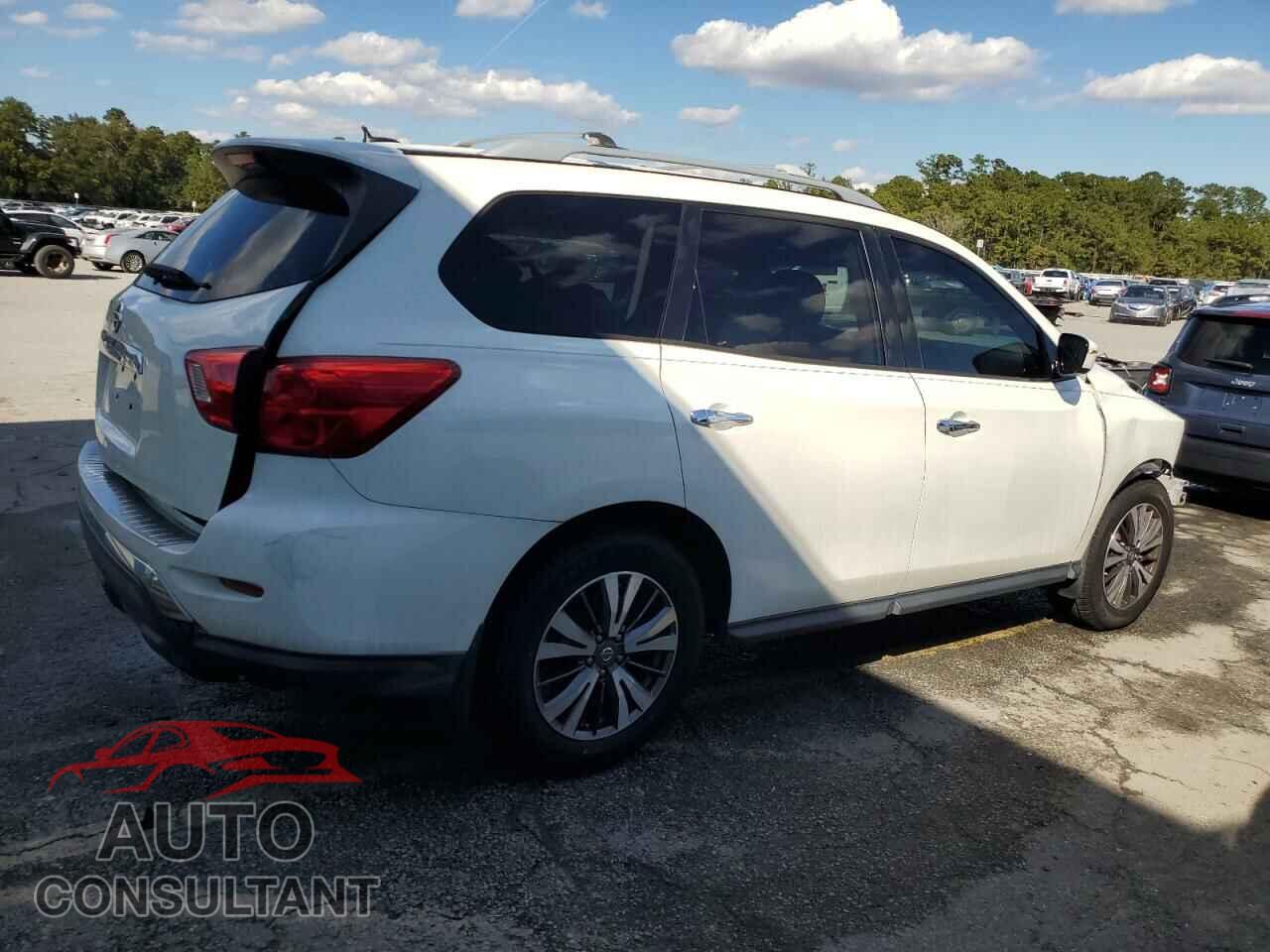 NISSAN PATHFINDER 2017 - 5N1DR2MN5HC692433