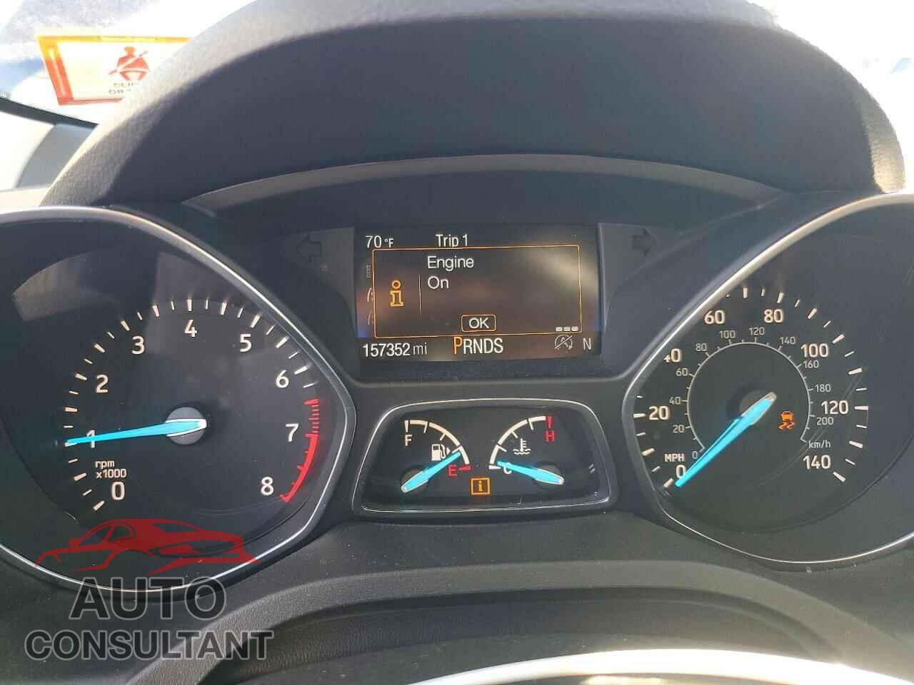 FORD ESCAPE 2017 - 1FMCU9JD5HUD14816