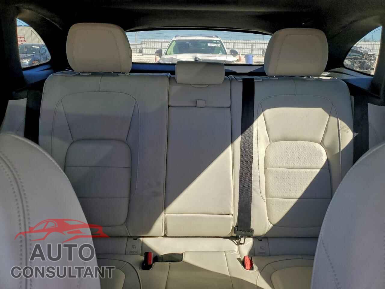 JAGUAR F-PACE 2017 - SADCP2BV1HA047030