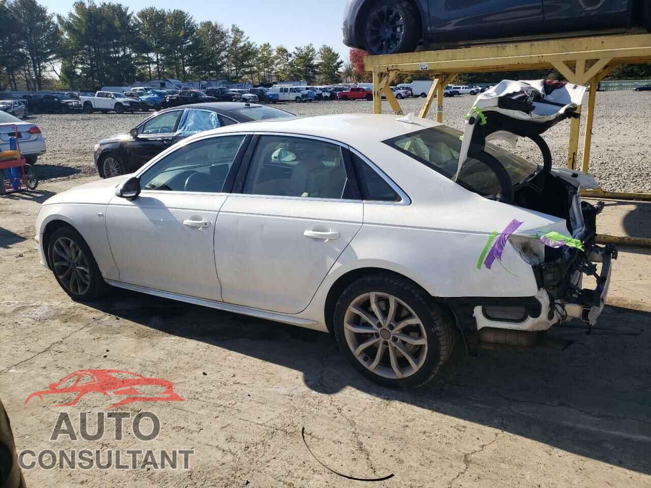 AUDI A4 2019 - WAUDNAF45KN019164