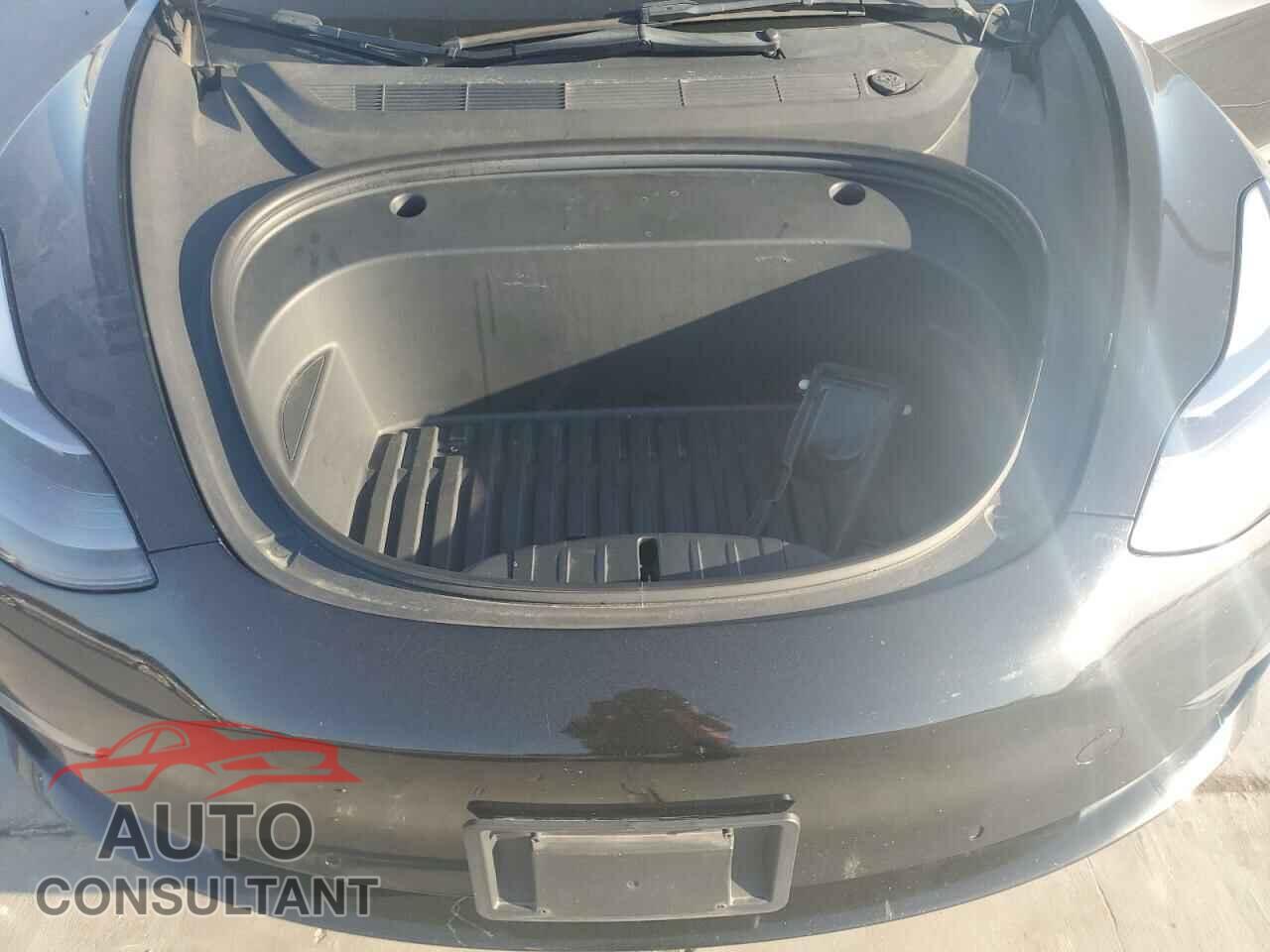 TESLA MODEL 3 2022 - 5YJ3E1EA6NF189459