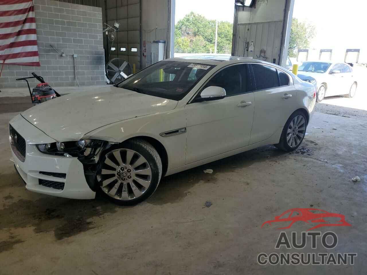 JAGUAR XE 2017 - SAJAR4BG4HA978374