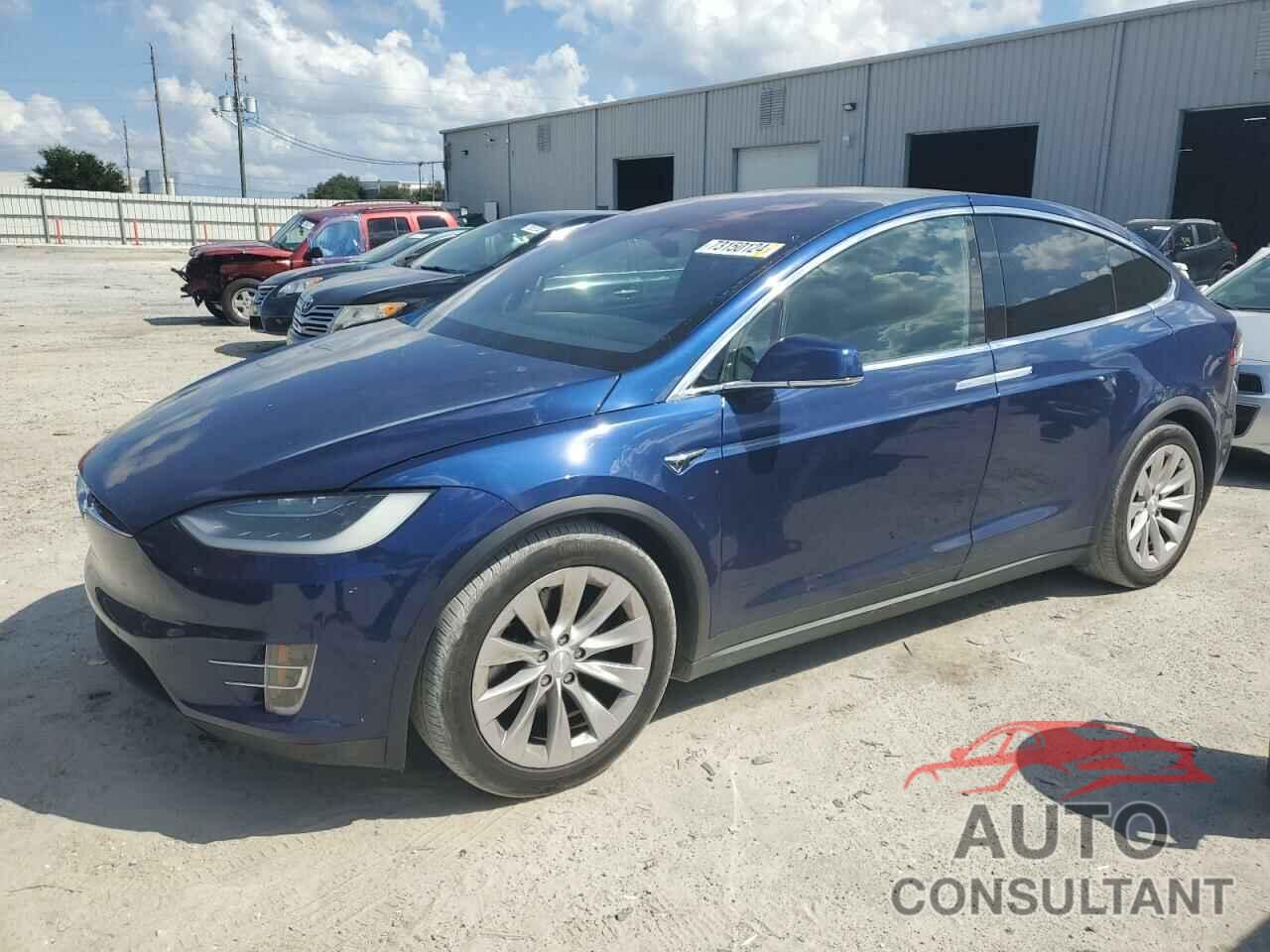 TESLA MODEL X 2017 - 5YJXCBE24HF057715