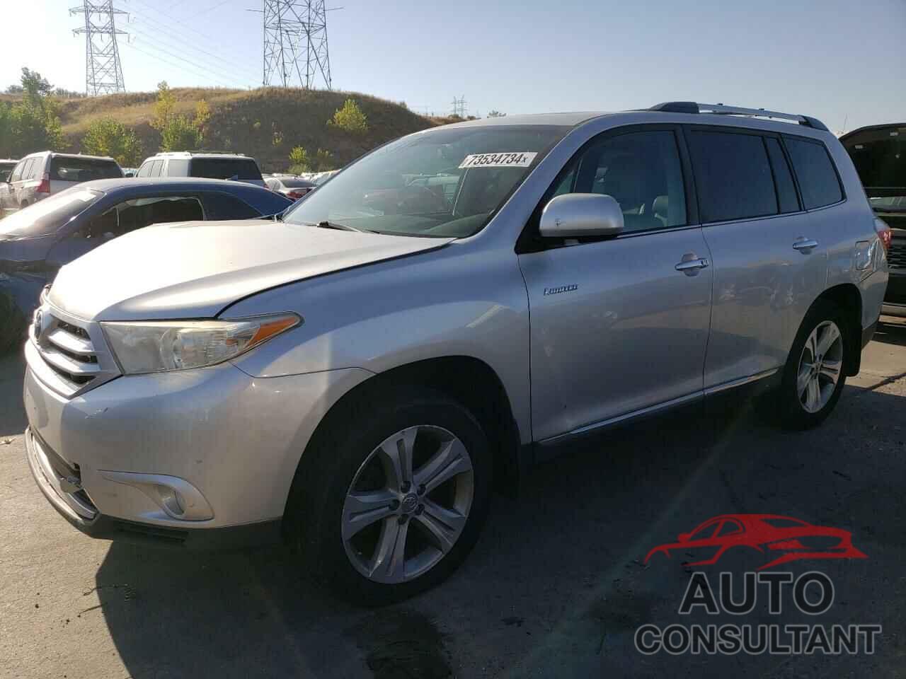 TOYOTA HIGHLANDER 2013 - 5TDDK3EH5DS271229