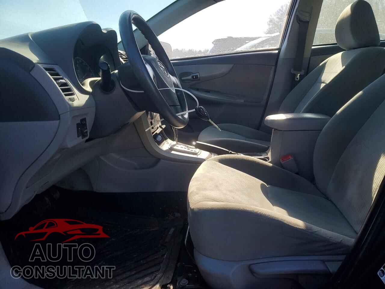 TOYOTA COROLLA 2010 - 2T1BU4EEXAC262284