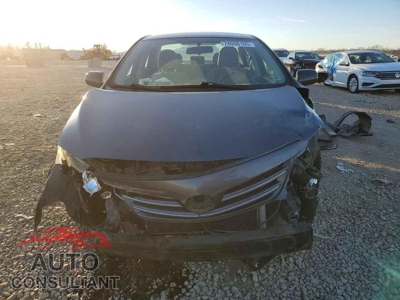 TOYOTA COROLLA 2013 - 2T1BU4EEXDC039084