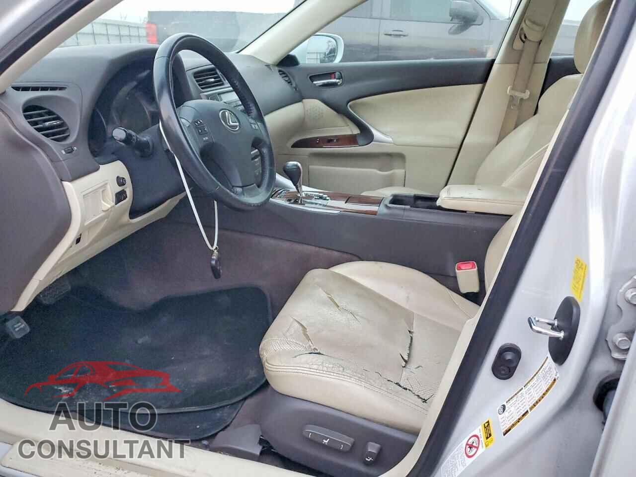 LEXUS IS 2010 - JTHBF5C28A5123887