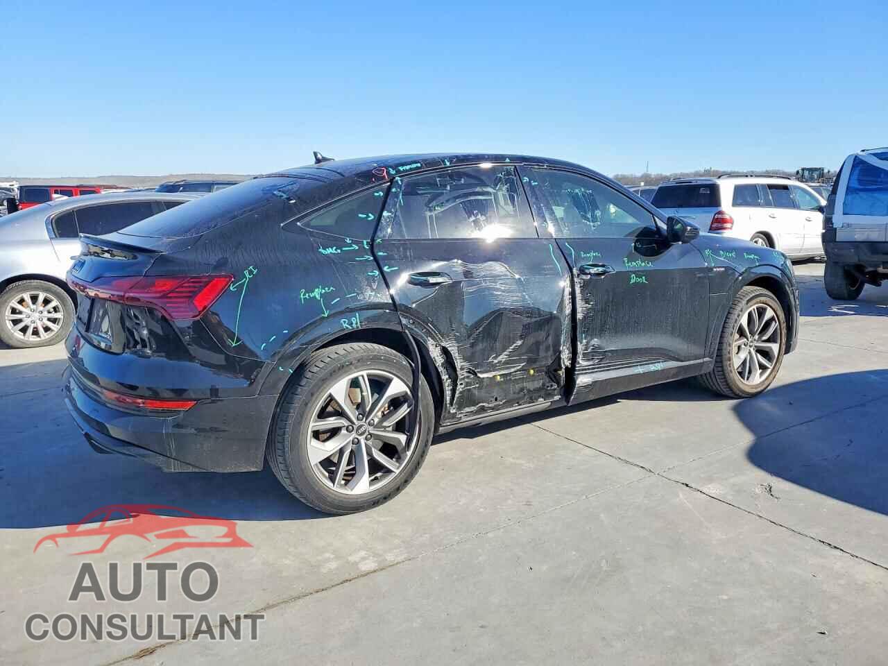 AUDI E-TRON 2021 - WA11AAGE8MB007436