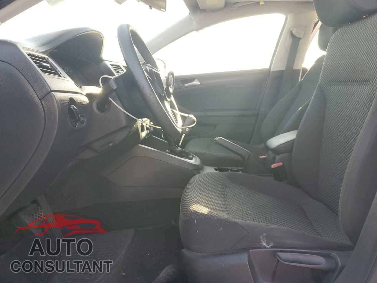 VOLKSWAGEN JETTA 2014 - 3VW2K7AJ1EM229288