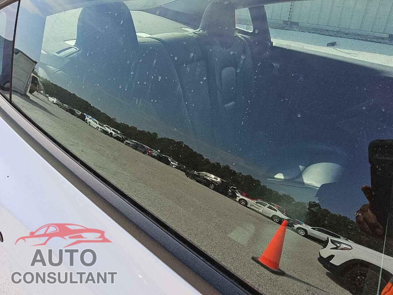 TESLA MODEL 3 2023 - 5YJ3E1EA3PF437458