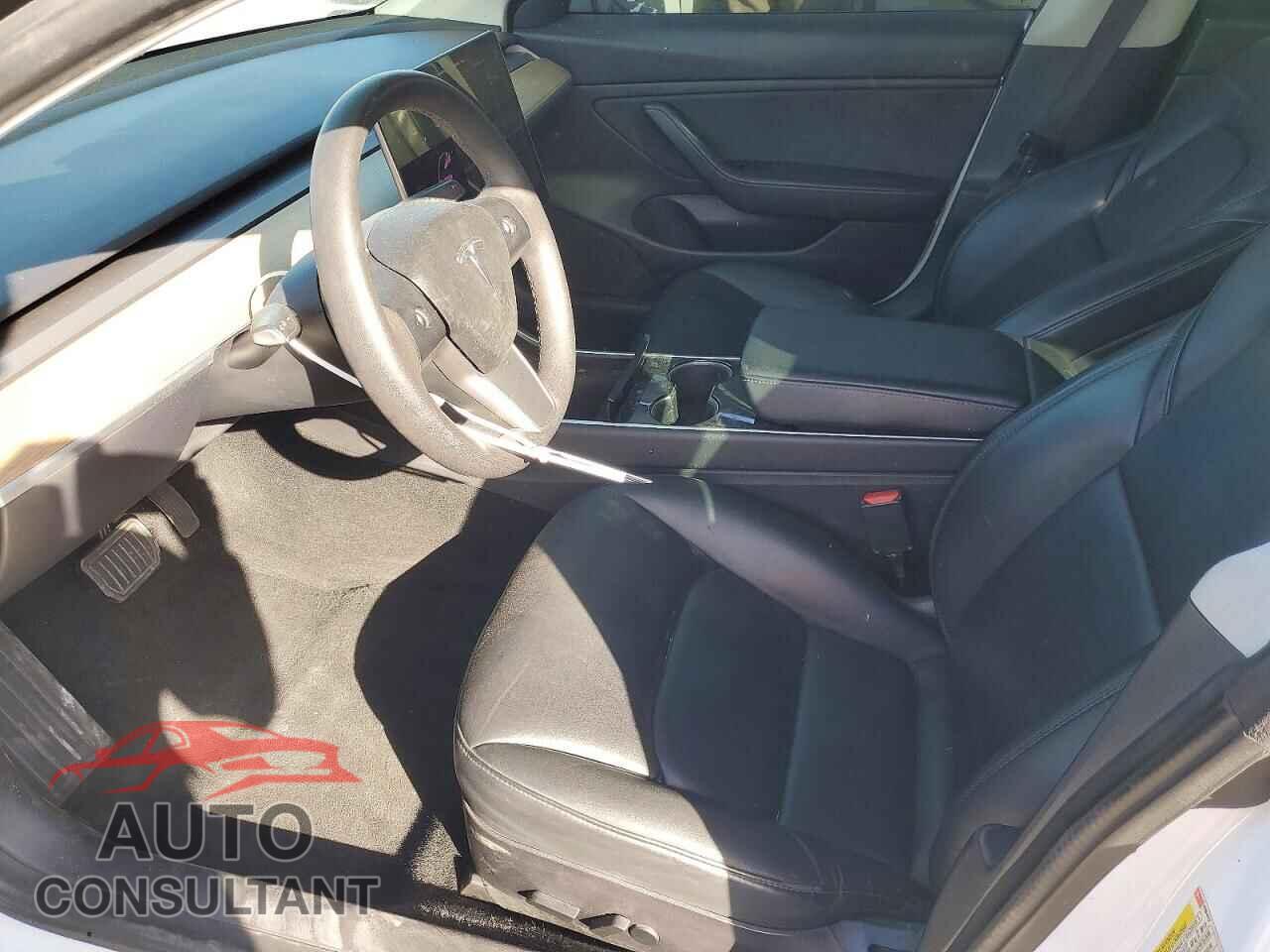 TESLA MODEL 3 2019 - 5YJ3E1EA3KF426467