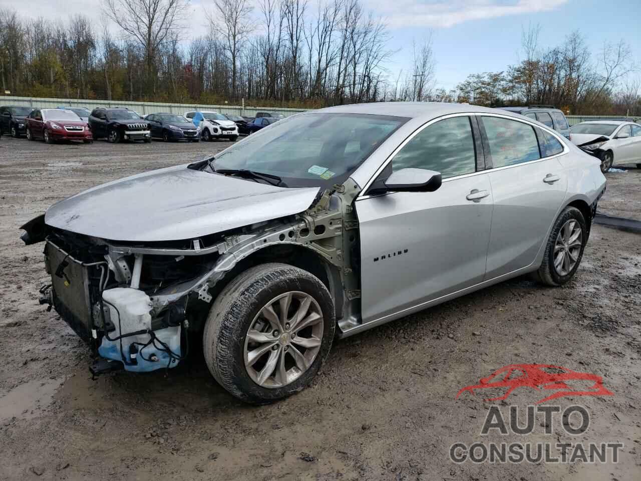 CHEVROLET MALIBU 2021 - 1G1ZD5ST4MF015273