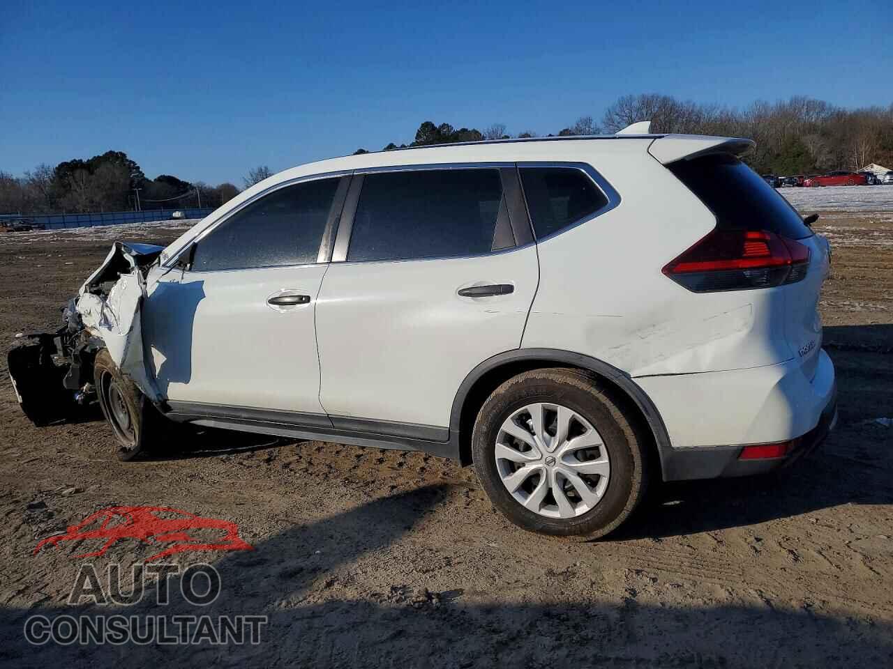 NISSAN ROGUE 2018 - KNMAT2MTXJP582273