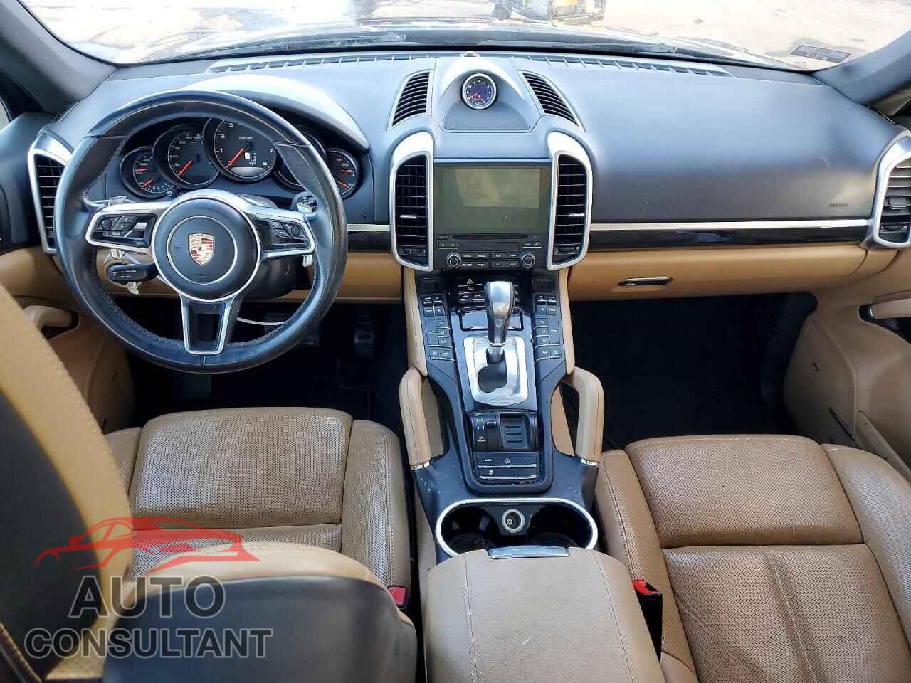 PORSCHE CAYENNE 2017 - WP1AA2A20HKA89242