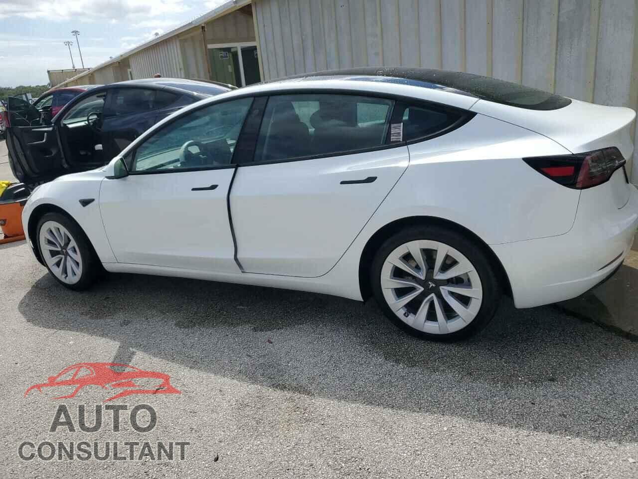 TESLA MODEL 3 2023 - 5YJ3E1EA4PF484725