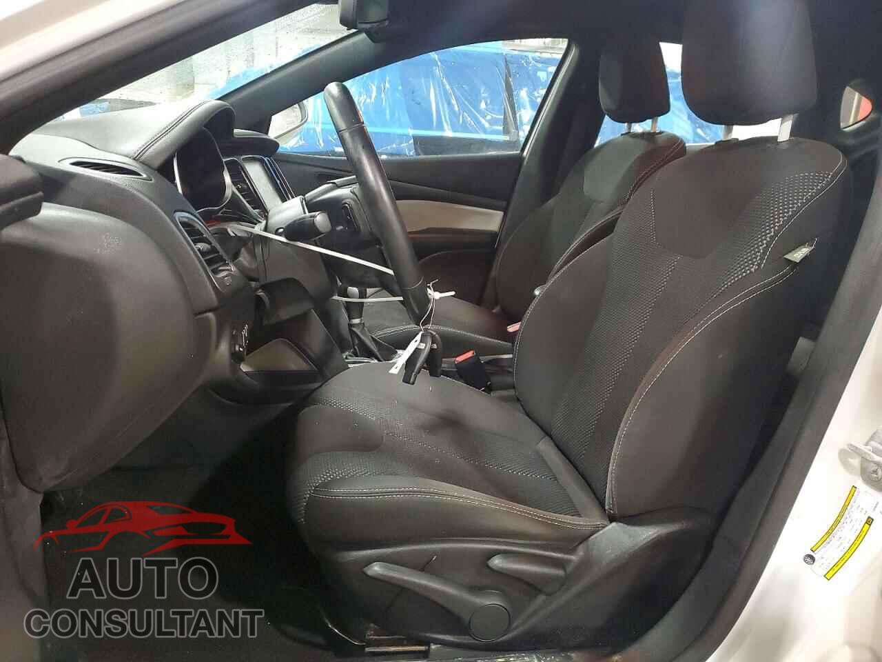 DODGE DART 2015 - 1C3CDFBB6FD266843
