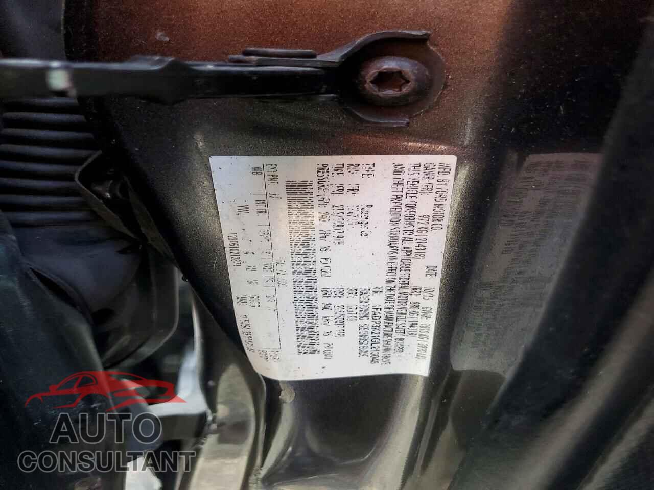 FORD FOCUS 2016 - 1FADP3K21GL213048