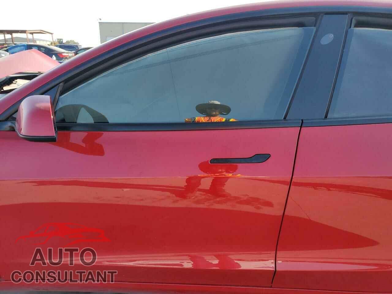TESLA MODEL 3 2021 - 5YJ3E1EB6MF859700