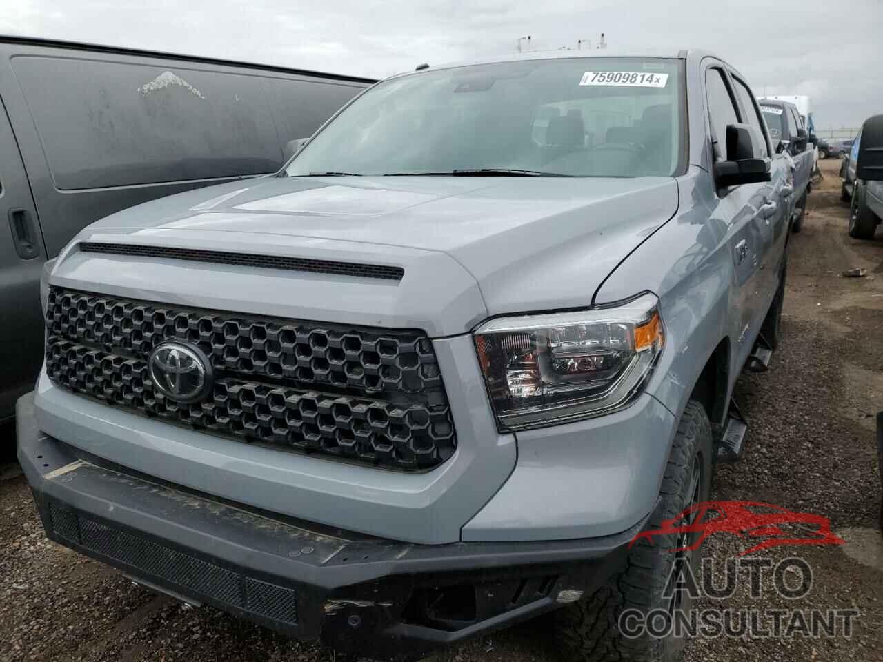 TOYOTA TUNDRA 2018 - 5TFHY5F18JX716758