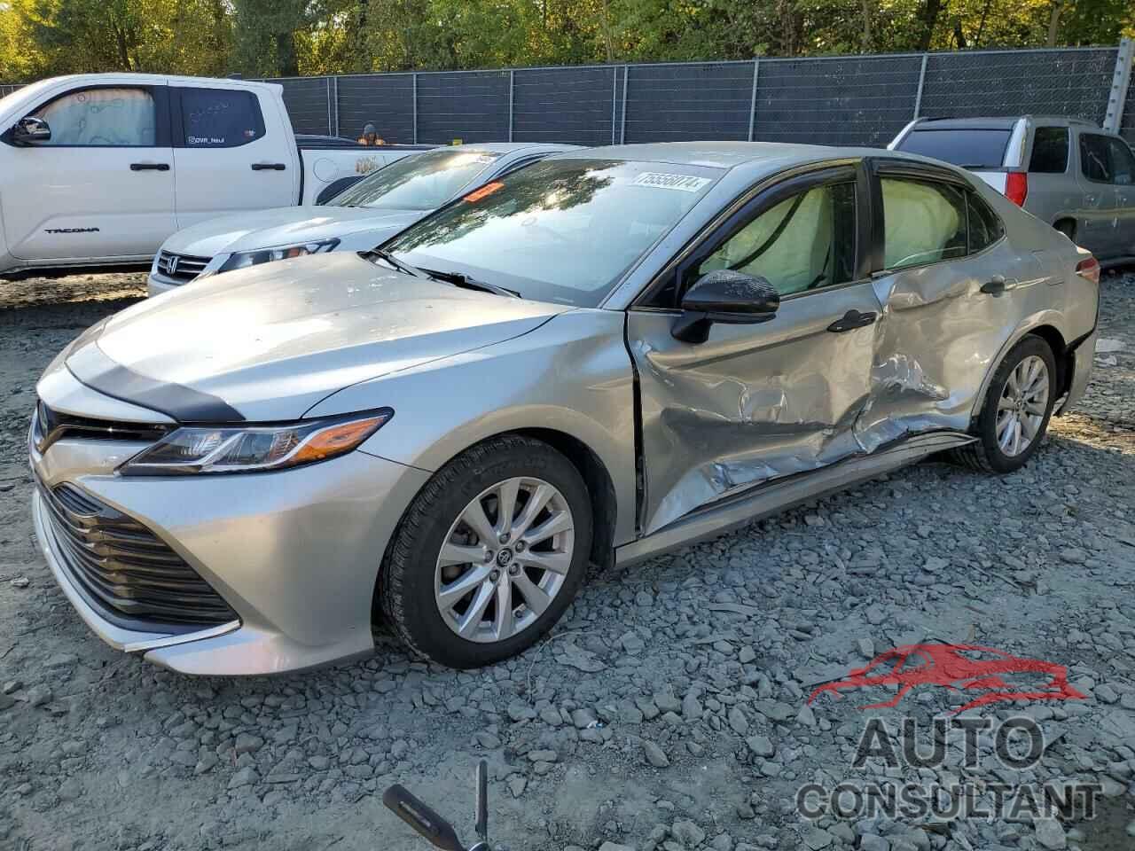 TOYOTA CAMRY 2018 - JTNB11HK8J3016427