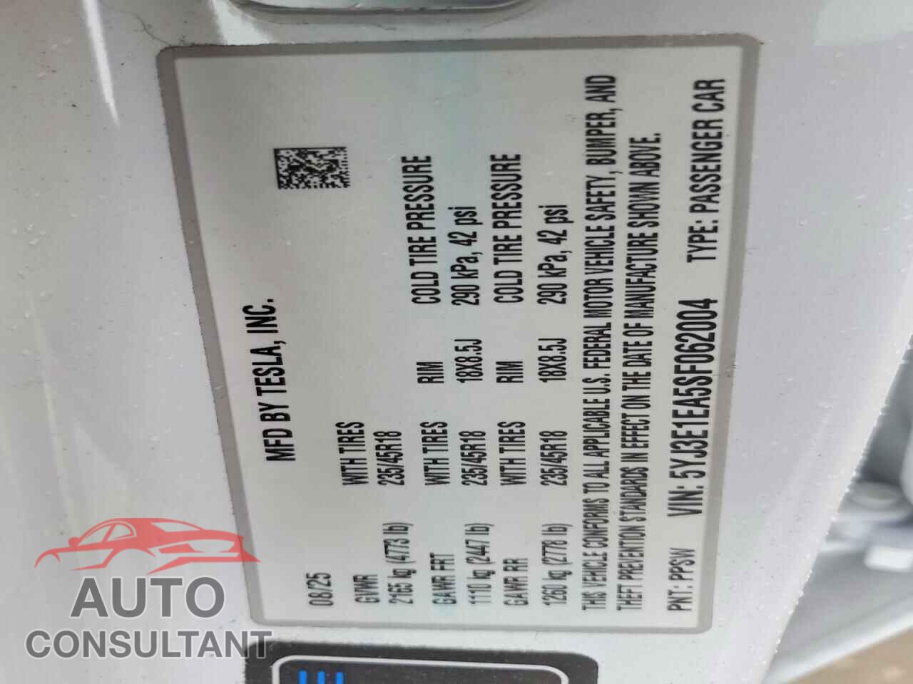 TESLA MODEL 3 2025 - 5YJ3E1EA5SF062004
