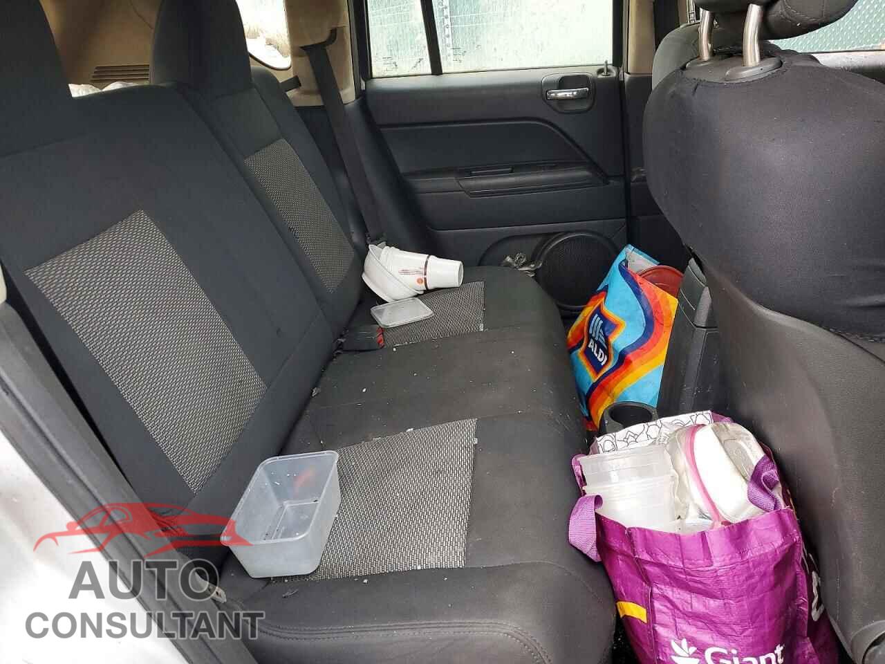 JEEP COMPASS 2010 - 1J4NF4FB2AD553354