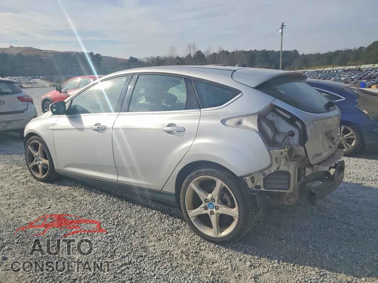 FORD FOCUS 2012 - 1FAHP3N20CL288105