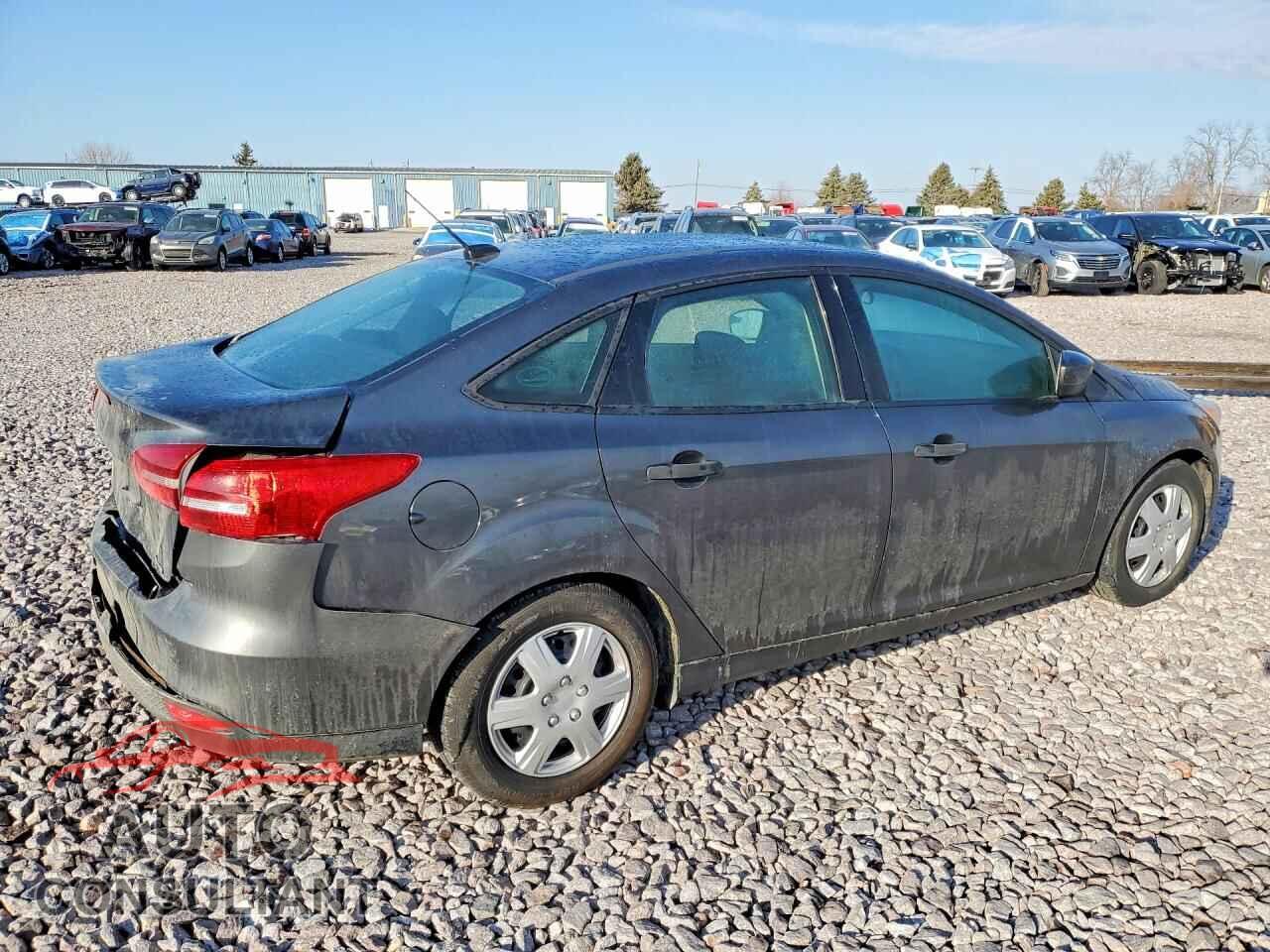FORD FOCUS 2016 - 1FADP3E20GL383011