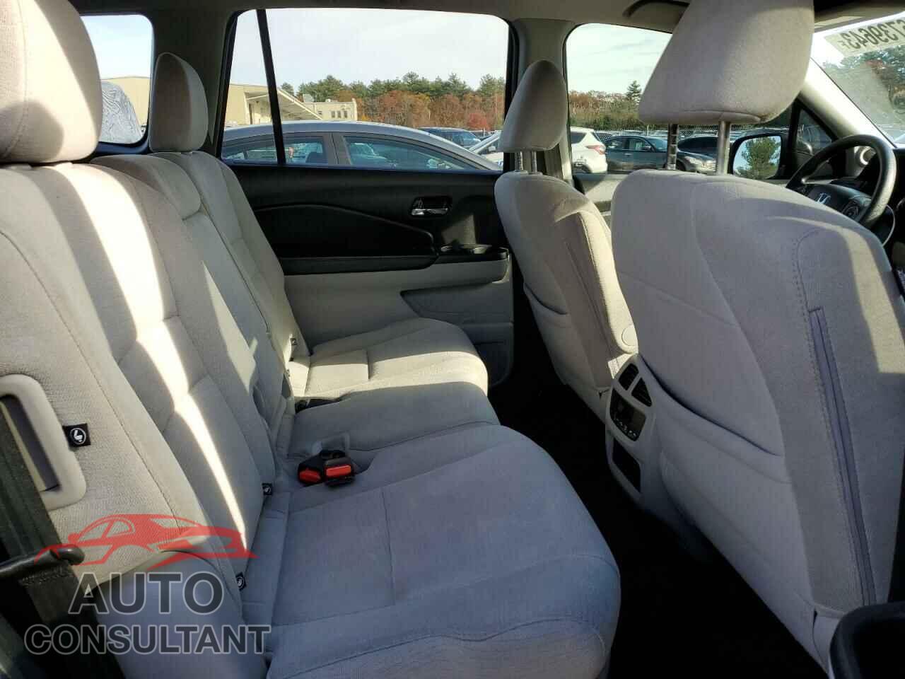 HONDA PILOT 2017 - 5FNYF6H35HB098510