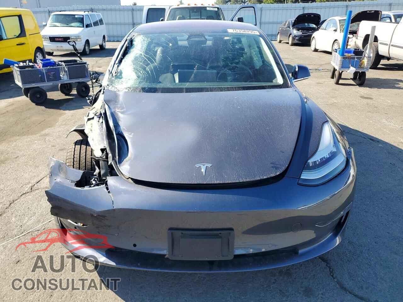 TESLA MODEL 3 2017 - 5YJ3E1EA0HF002799