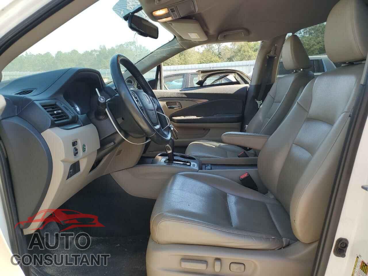 HONDA RIDGELINE 2017 - 5FPYK2F65HB006532