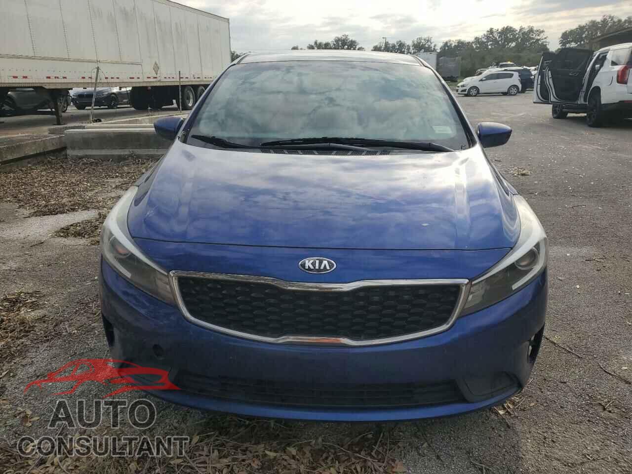 KIA FORTE 2017 - 3KPFK4A70HE141841