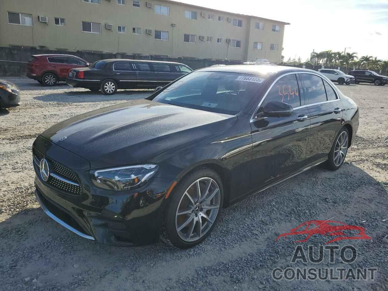 MERCEDES-BENZ E-CLASS 2023 - W1KZF8DB5PB142915