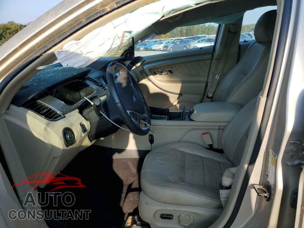 FORD TAURUS 2017 - 1FAHP2E85HG144323