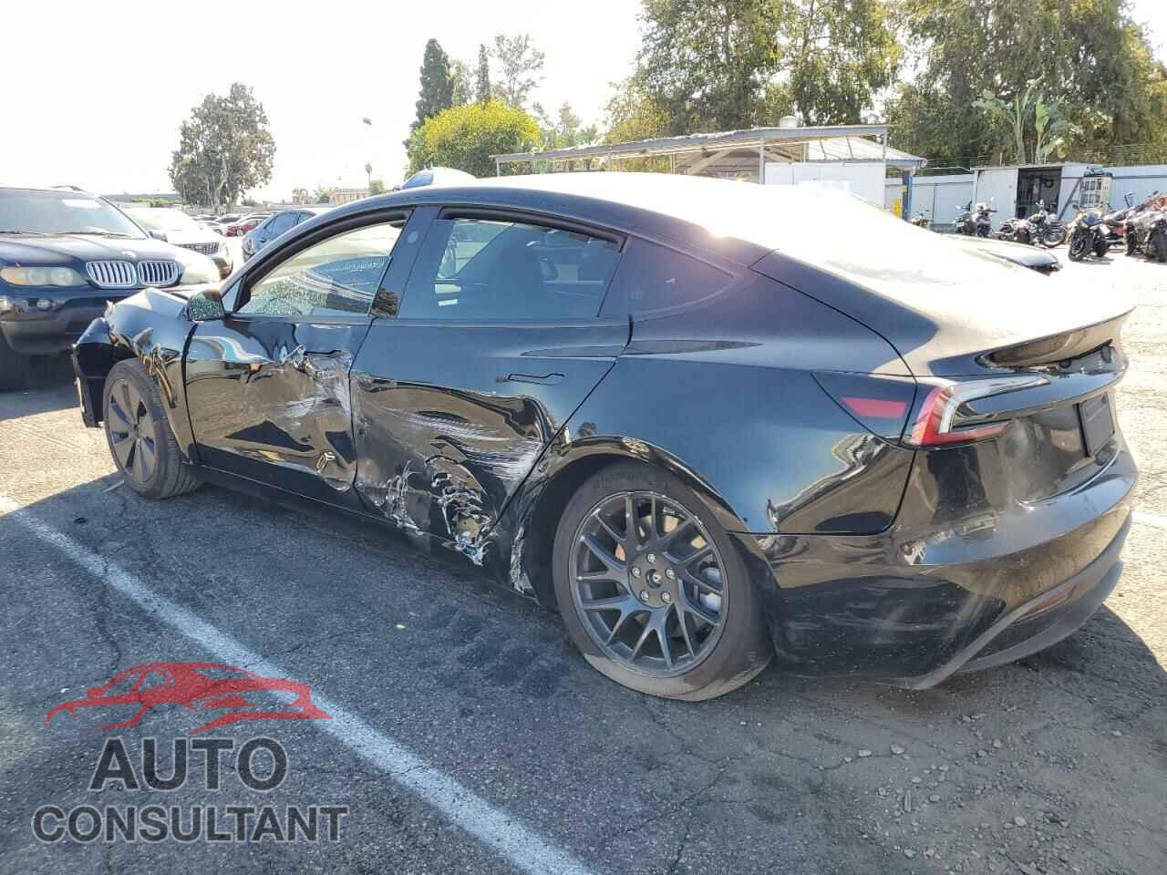 TESLA MODEL 3 2024 - 5YJ3E1EA7RF721565