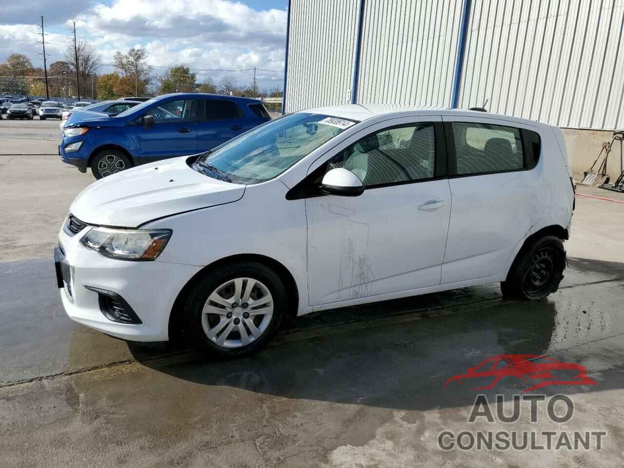 CHEVROLET SONIC 2017 - 1G1JG6SH2H4169424