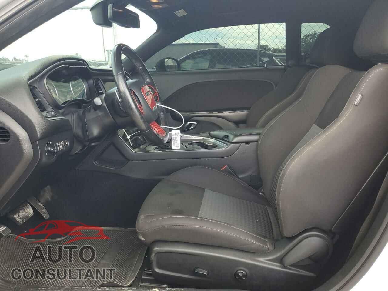 DODGE CHALLENGER 2019 - 2C3CDZBT4KH751313