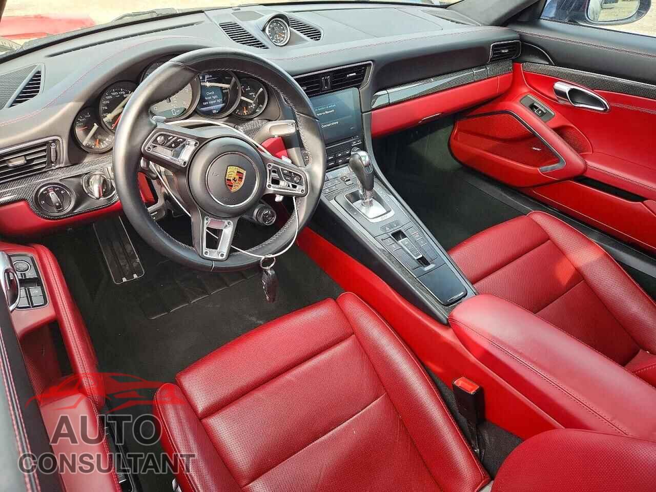 PORSCHE 911 2017 - WP0AB2A90HS123725