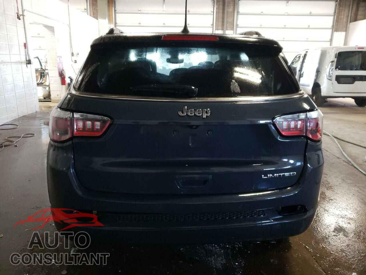 JEEP COMPASS 2018 - 3C4NJCCB5JT204881