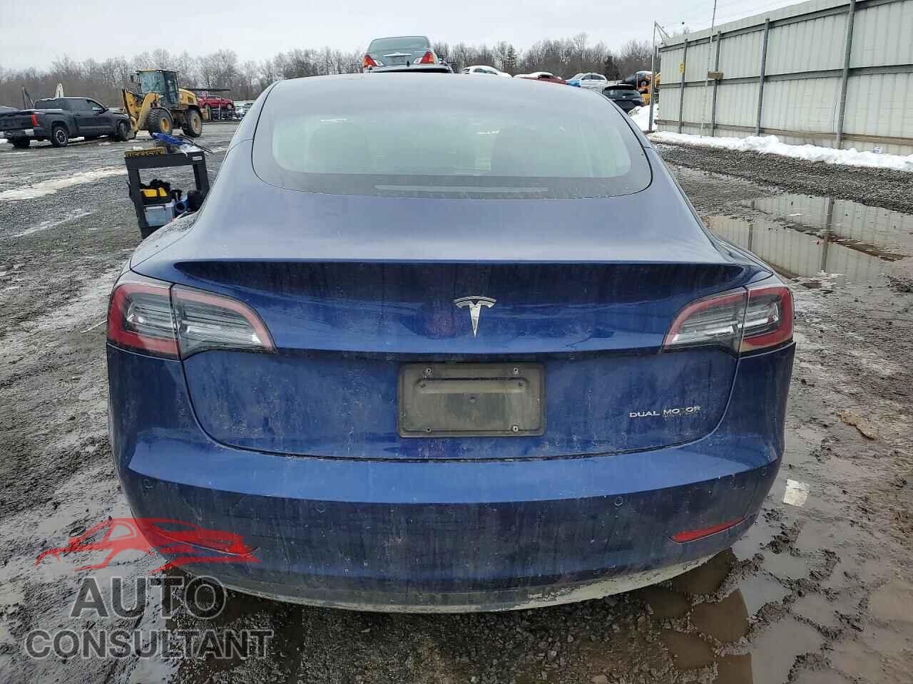 TESLA MODEL 3 2019 - 5YJ3E1EBXKF199464