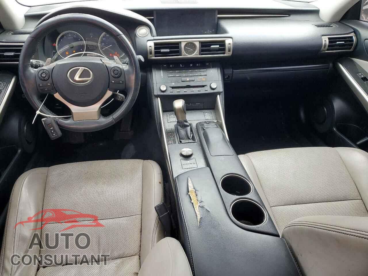 LEXUS IS 2015 - JTHCF1D2XF5020456