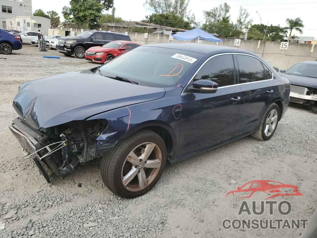 VOLKSWAGEN PASSAT 2015 - 1VWAS7A34FC117150