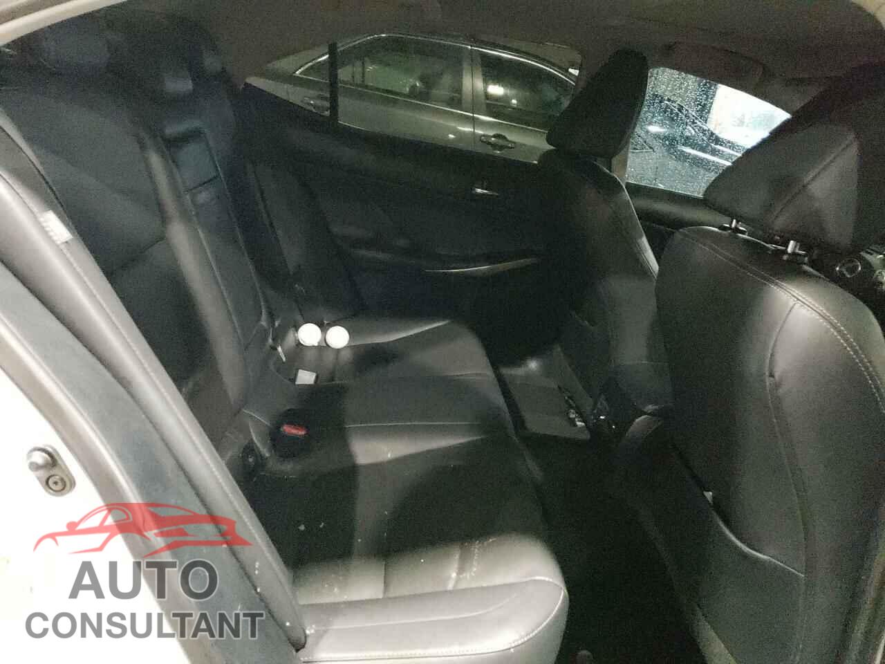 LEXUS IS 2015 - JTHBF1D29F5062676