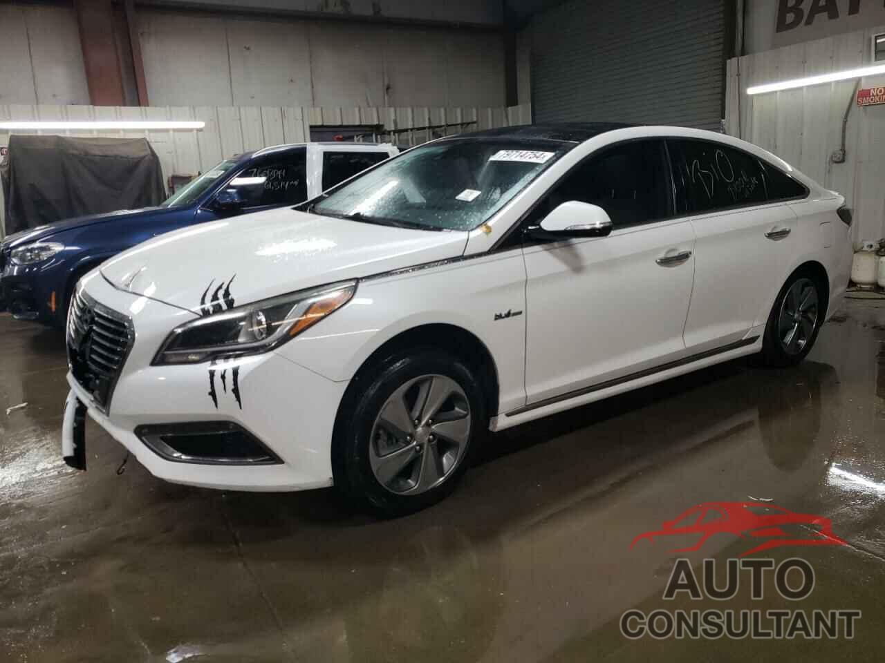 HYUNDAI SONATA 2017 - KMHE34L3XHA075283