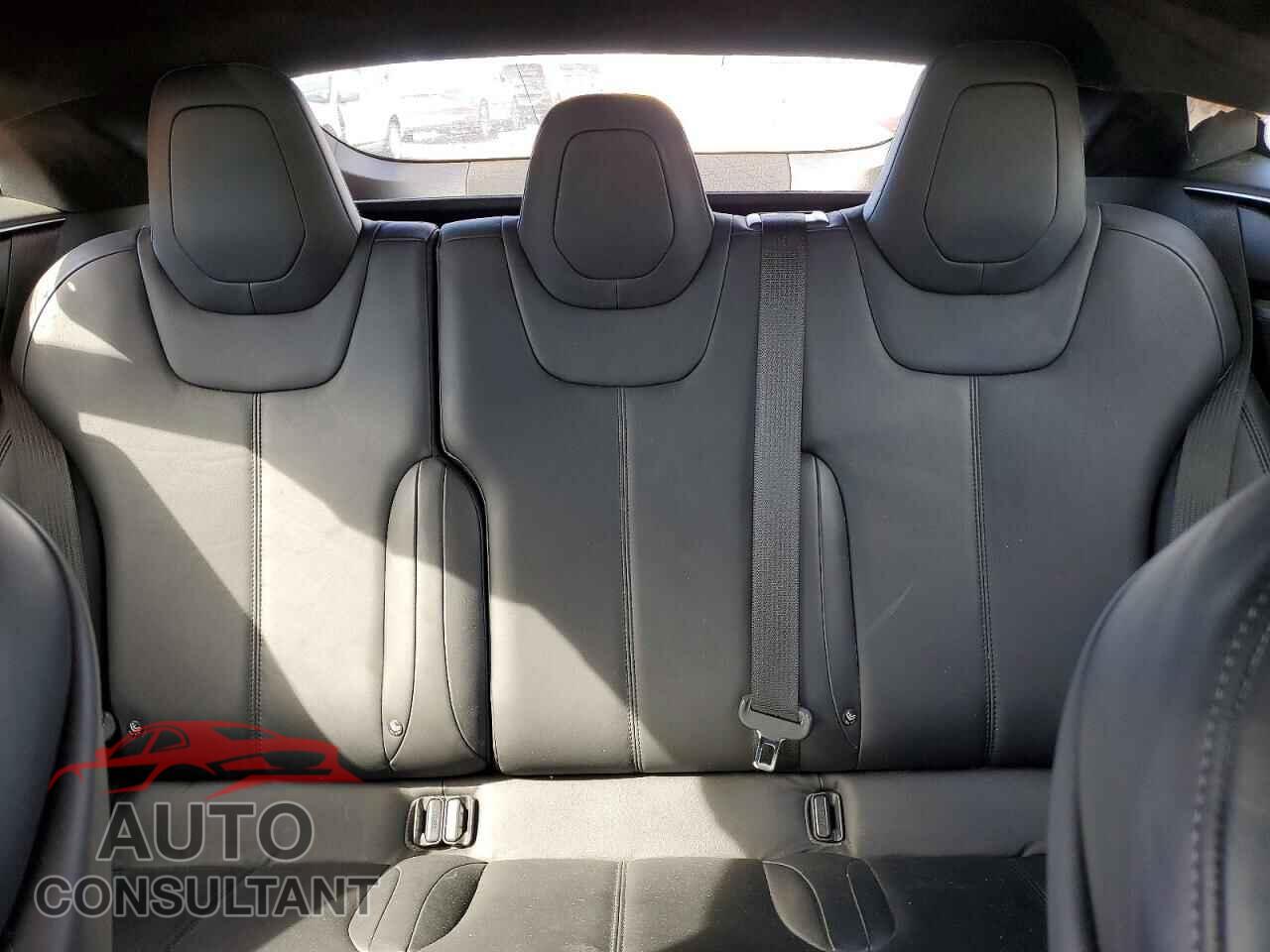 TESLA MODEL S 2017 - 5YJSA1E20HF202632