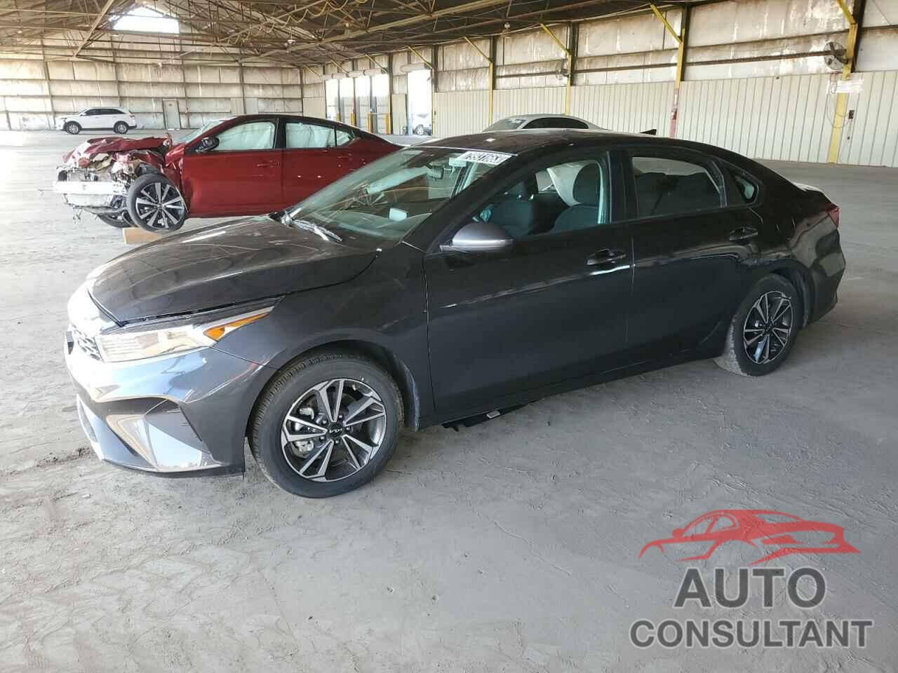 KIA FORTE 2023 - 3KPF24AD7PE604272